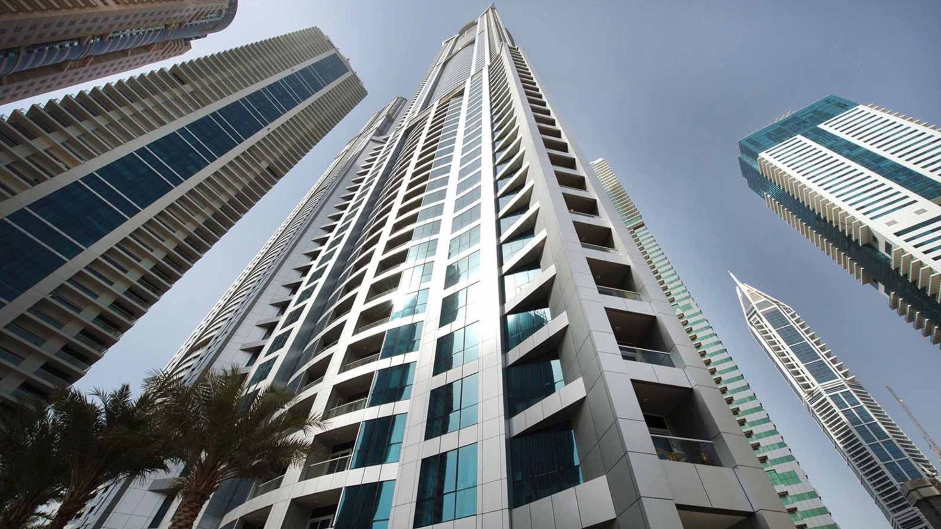 Exploring the Tallest Buildings of Dubai